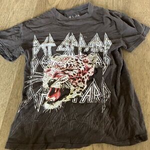 Womens death lepoard tee shirt